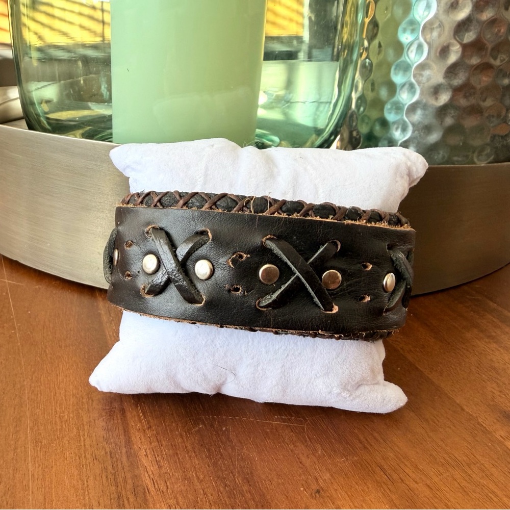 Artisan Black and Brown Leather Bracelet